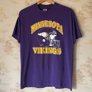 Vintage 80s Minnesota Vikings T-Shirt | Trench Single Stitch | XL (Fits M/L)